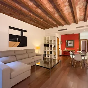 Rent Top Near Plaza De Catalunya شقة