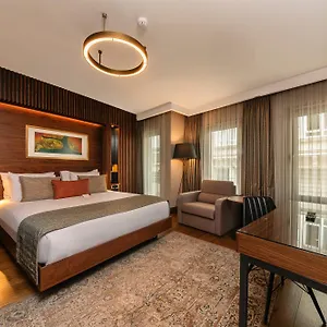 3* فندق Levni